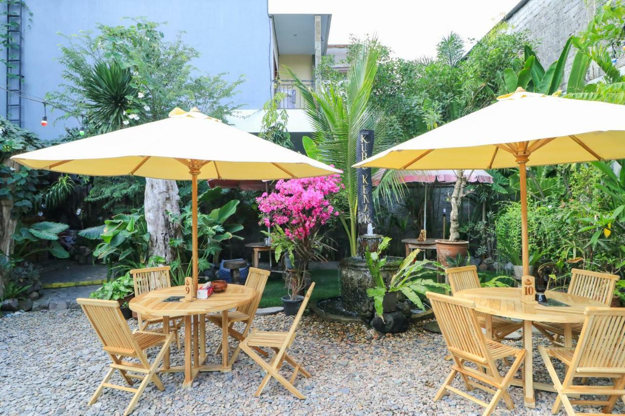 Kubu Kenak Guesthouse Seminyak Exteriör bild