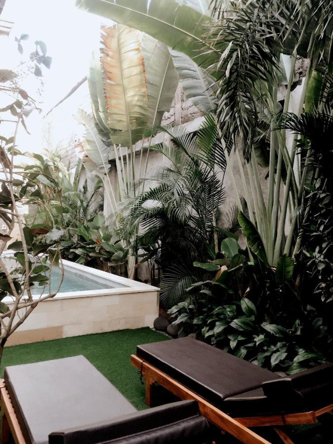 Kubu Kenak Guesthouse Seminyak Exteriör bild
