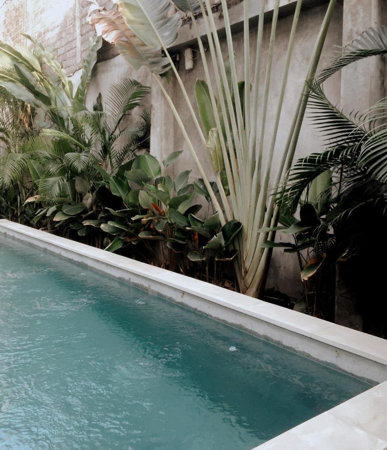 Kubu Kenak Guesthouse Seminyak Exteriör bild