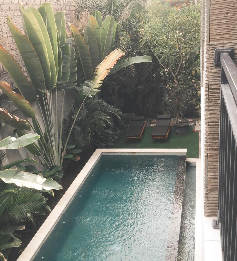 Kubu Kenak Guesthouse Seminyak Exteriör bild